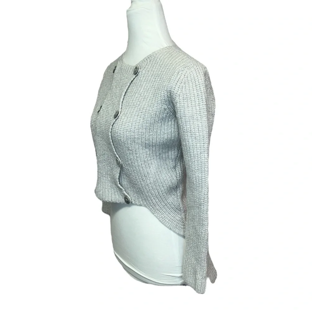 Eleventy Ribbed Knit Sweater Button Detail